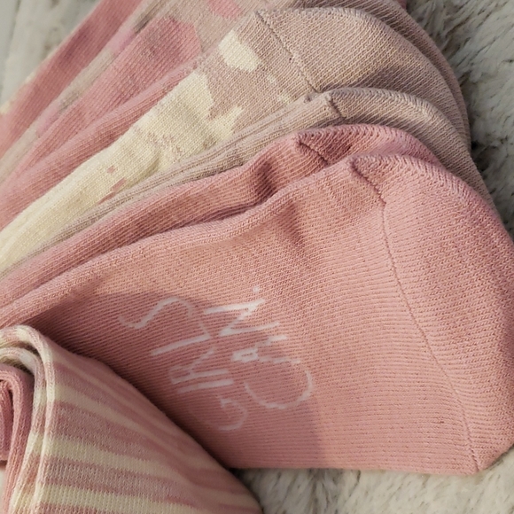 New In Pkg. Rae Dunn Sock Bundle - Picture 3 of 11